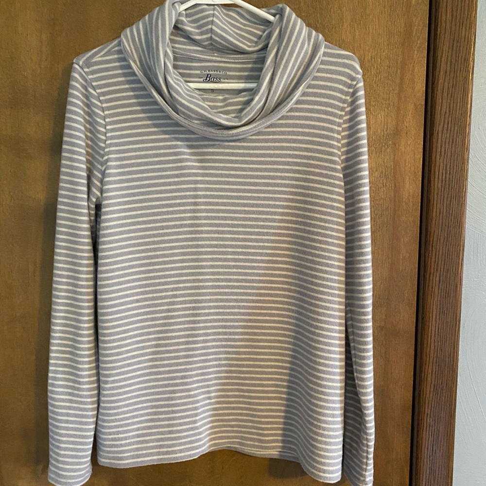 Long sleeve sweater